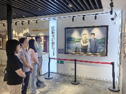 民革淮南市委会赴上海市开展“观故居，走多党合作之路”活动1.jpg