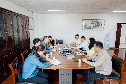 在安徽安佑饲料科技有限公司座谈.jpg